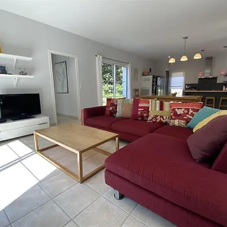 Maison 6 Pieces 10 Couchages Georges D'oleron Sgo000-069